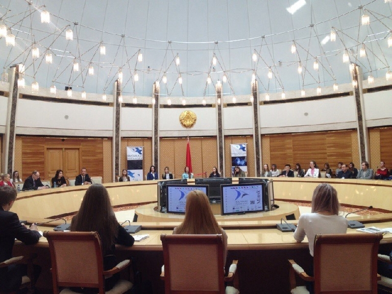 Студентки Лечебного факультета ПГУ Гоголева Ольга, Духовнова Кристина и Милованова Ольга приняли участие в VI Международной молодежной научно-практической конференции Научные стремления - 2015 (г. Минск, Беларусь)